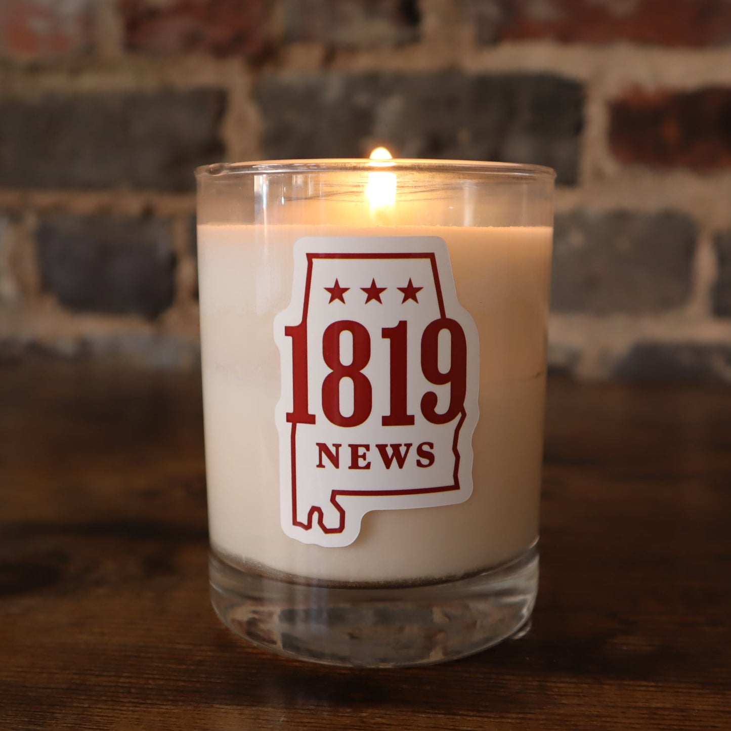 1819 News Premium Candle (11 oz.)